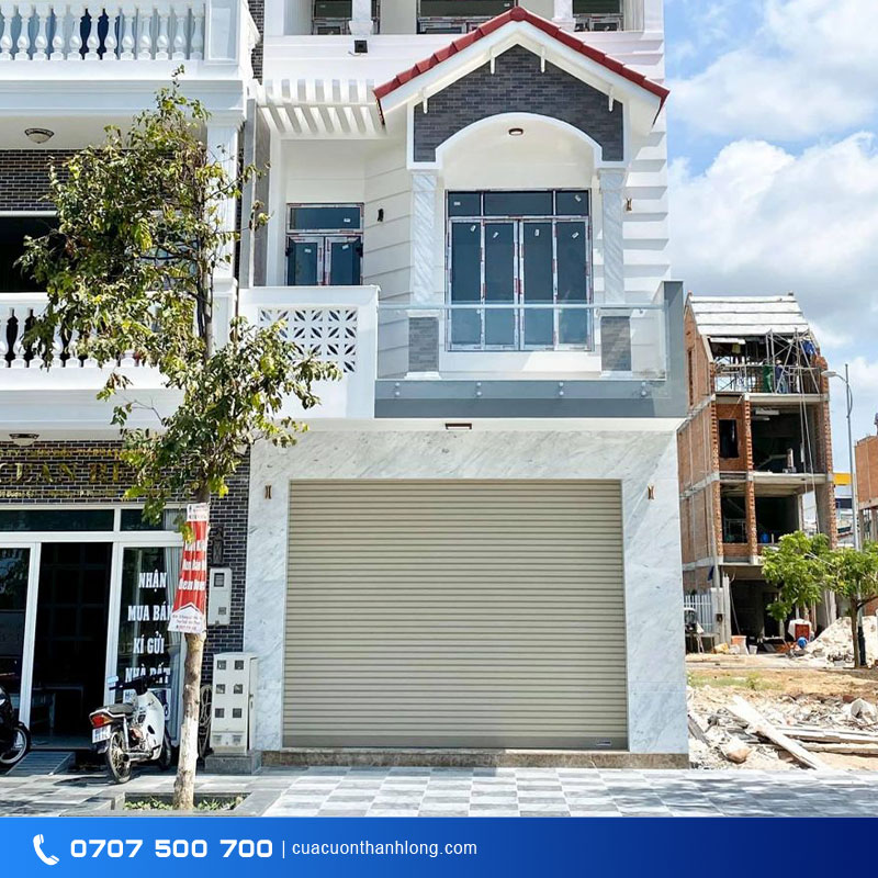 Cửa cuốn Austdoor E52 | Cửa cuốn khe thoáng