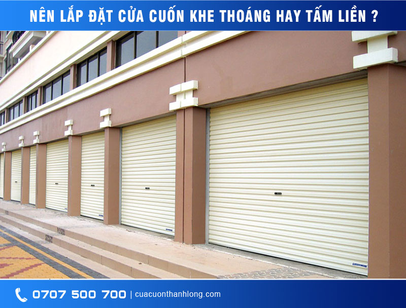 So sánh cửa cuốn tấm liền và cửa cuốn khe thoáng Austdoor